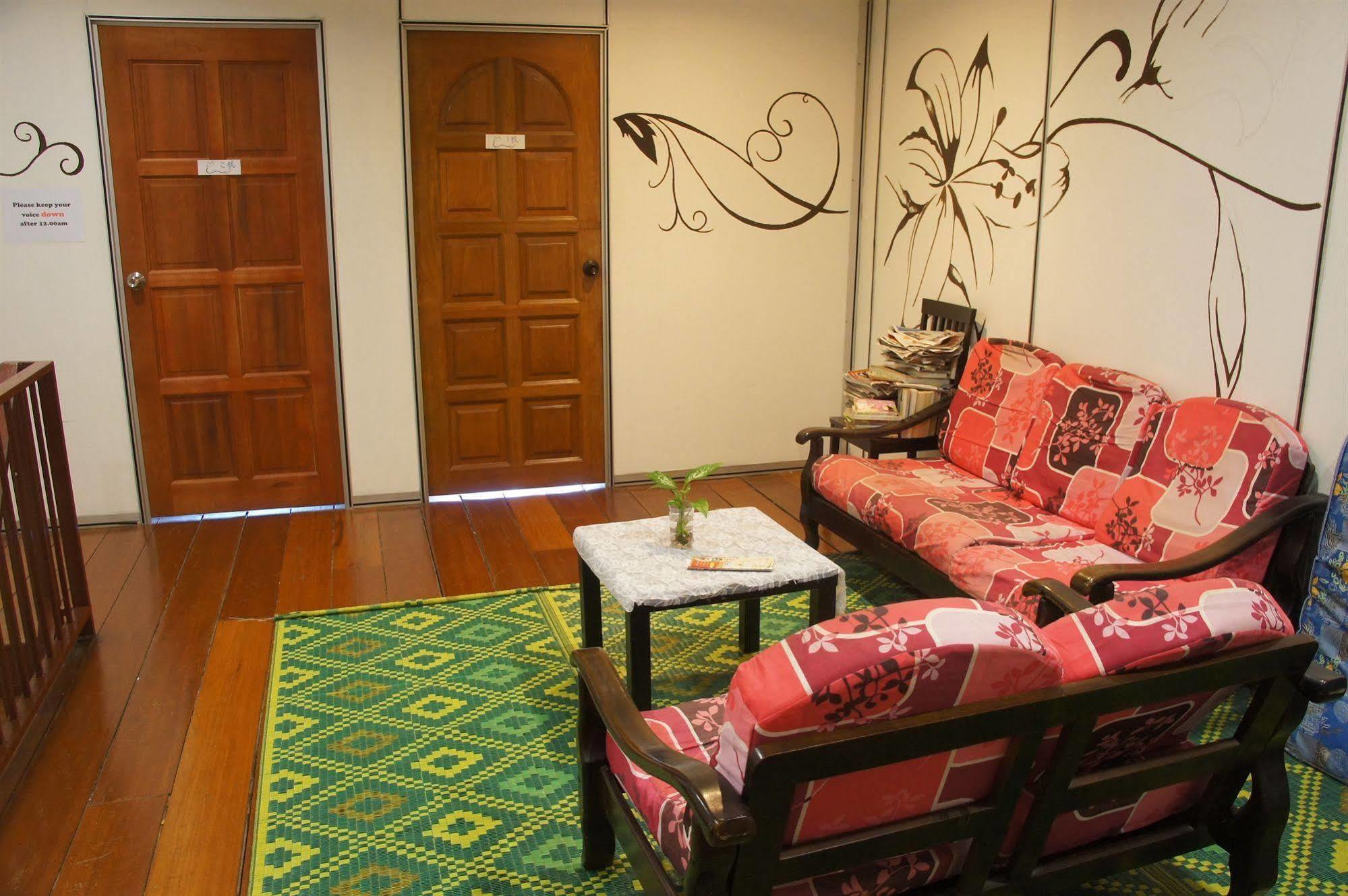 Хостел The Jiong House Malacca Екстер'єр фото